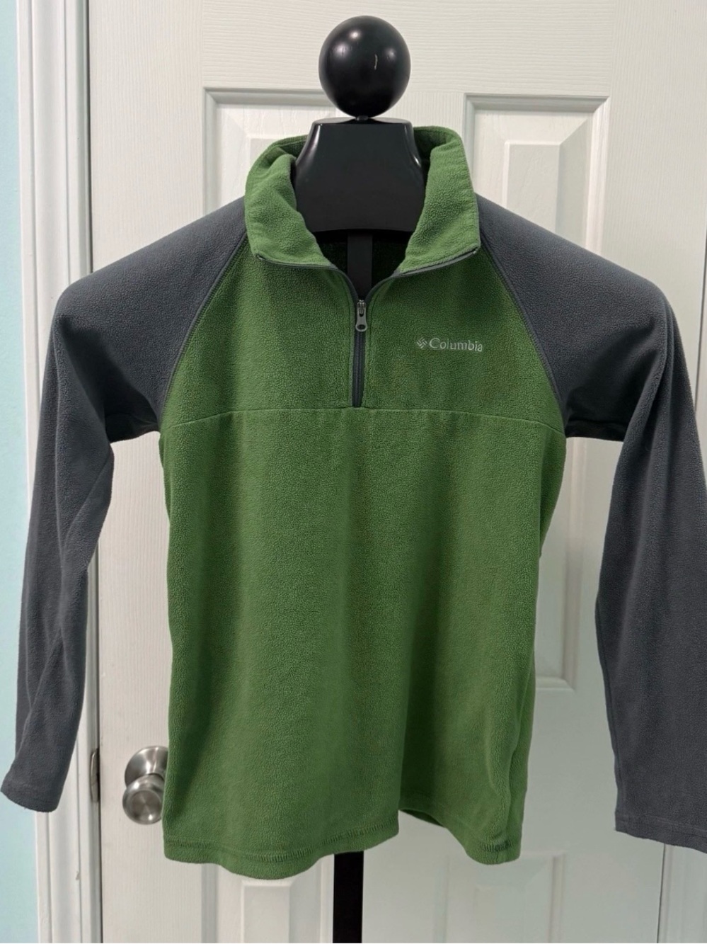 Columbia Boy's Size Medium 10/12 Green Gray Fleece 1/4 Zip Pullover